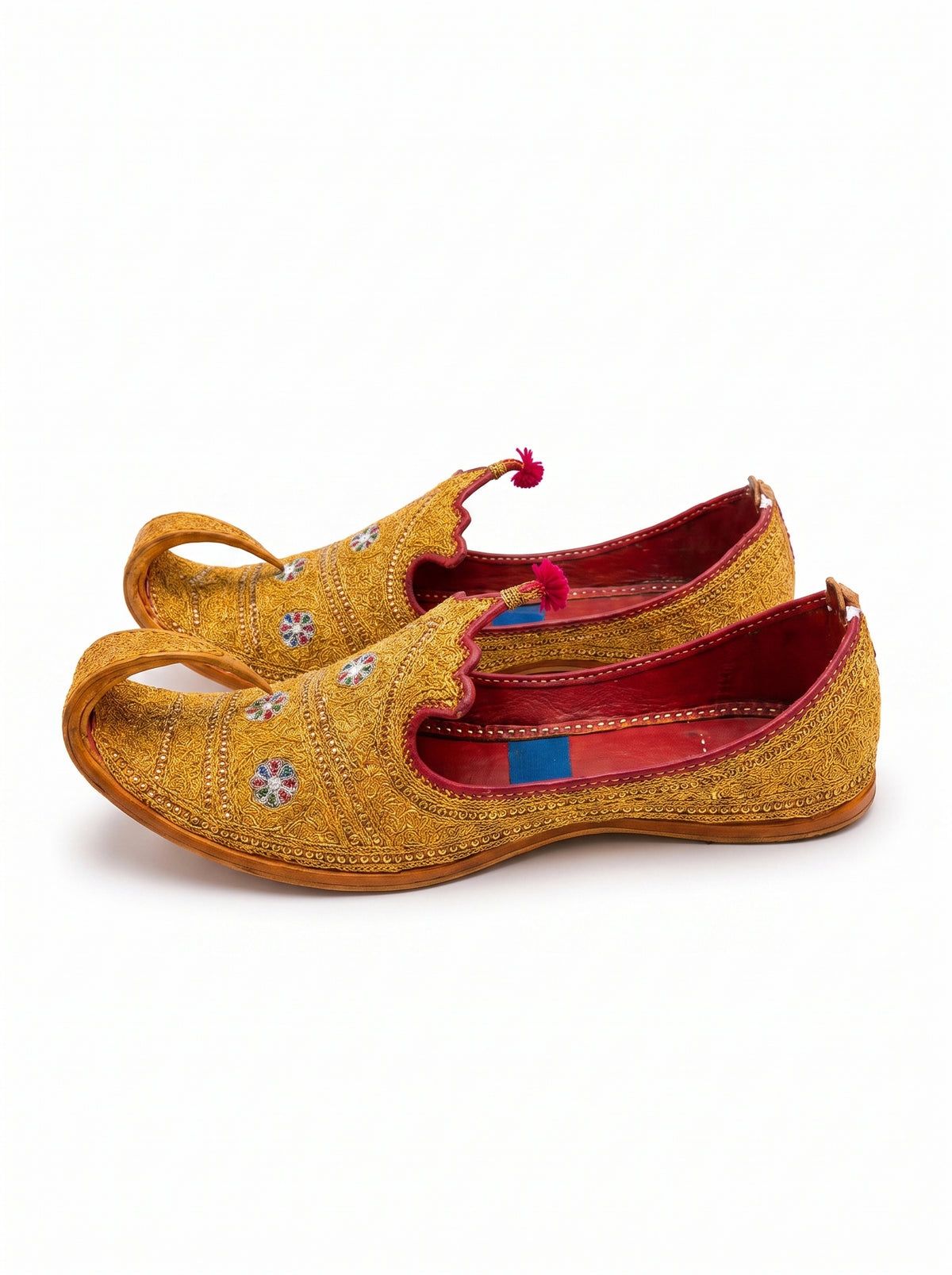 Taj Khussa Tilla Fancy Leather (Customized)– Gold & Silver Embroidery (Premium Handmade)
