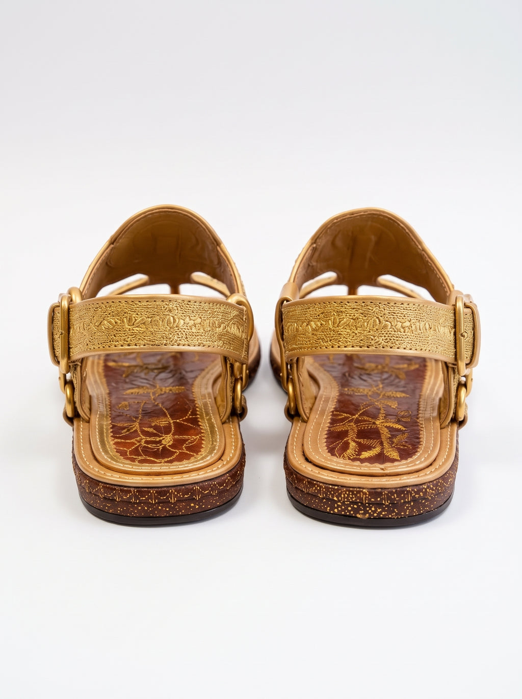Peshawari Tilla Karhai Chappal – Gold & Silver Embroidery (Premium Handmade)