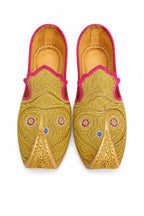 Taj Khussa Tilla Fancy Leather (Customized)– Gold & Silver Embroidery (Premium Handmade)